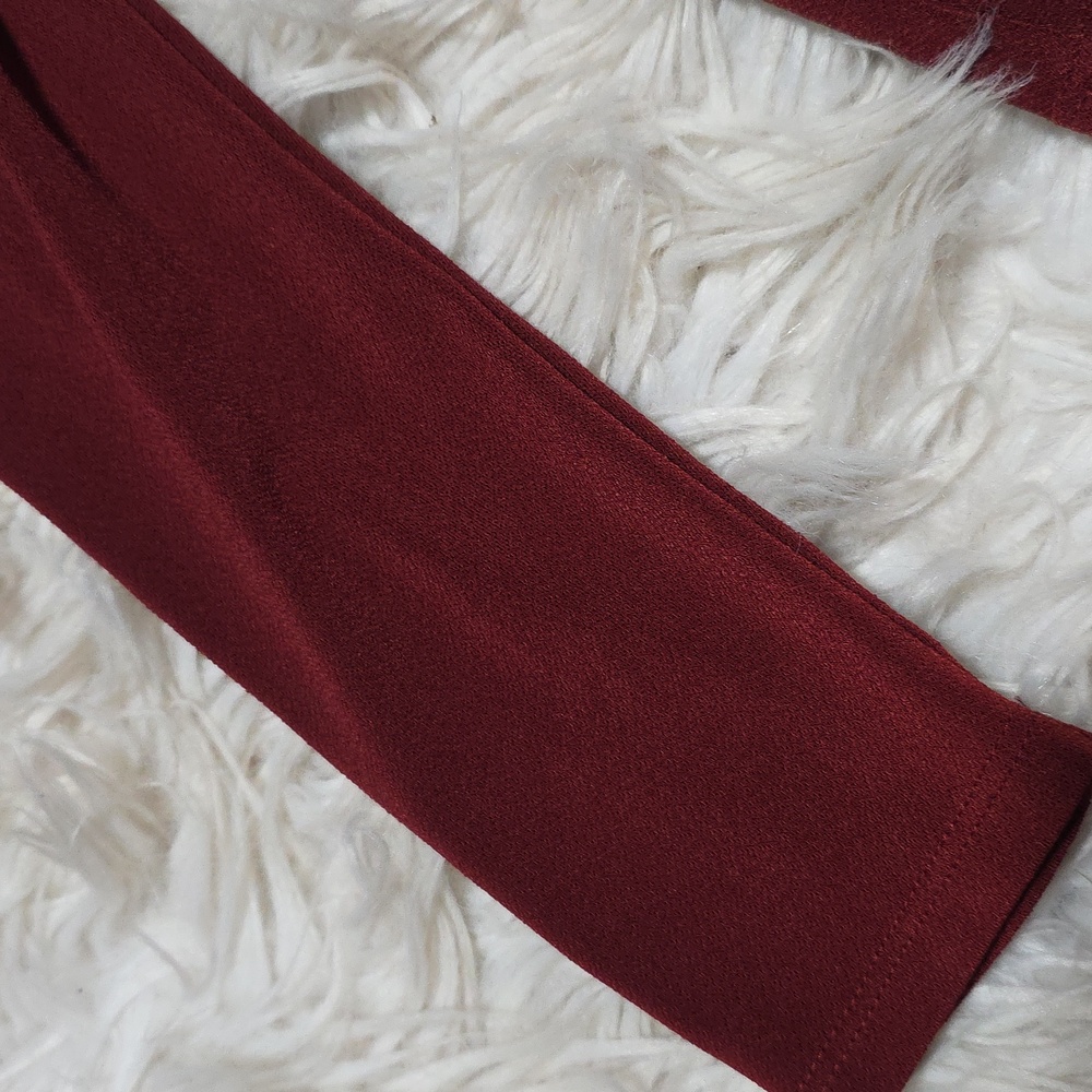 Express Keyhole Blouse- Small - Picture 3 of 8